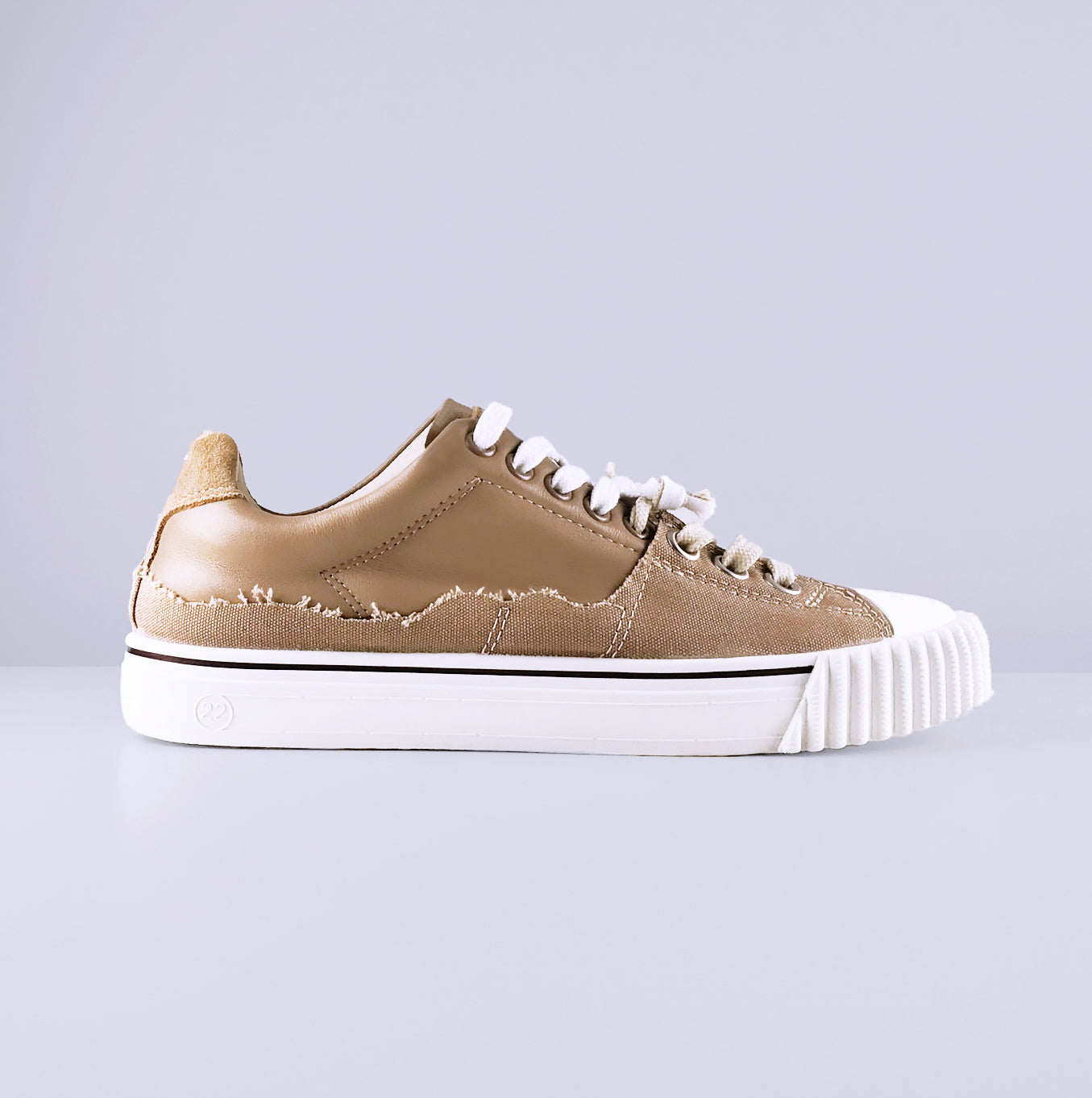 NEW EVOLUTION â ED-SHOES