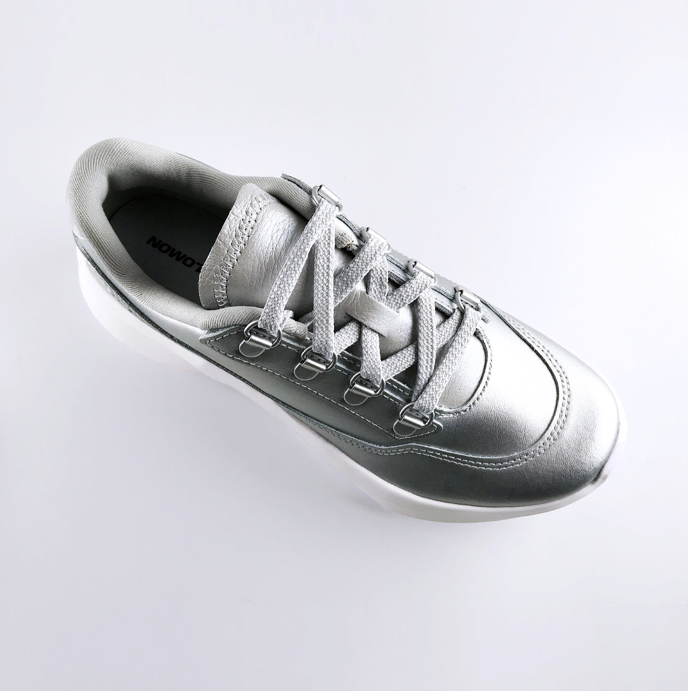 SALOMON SR811