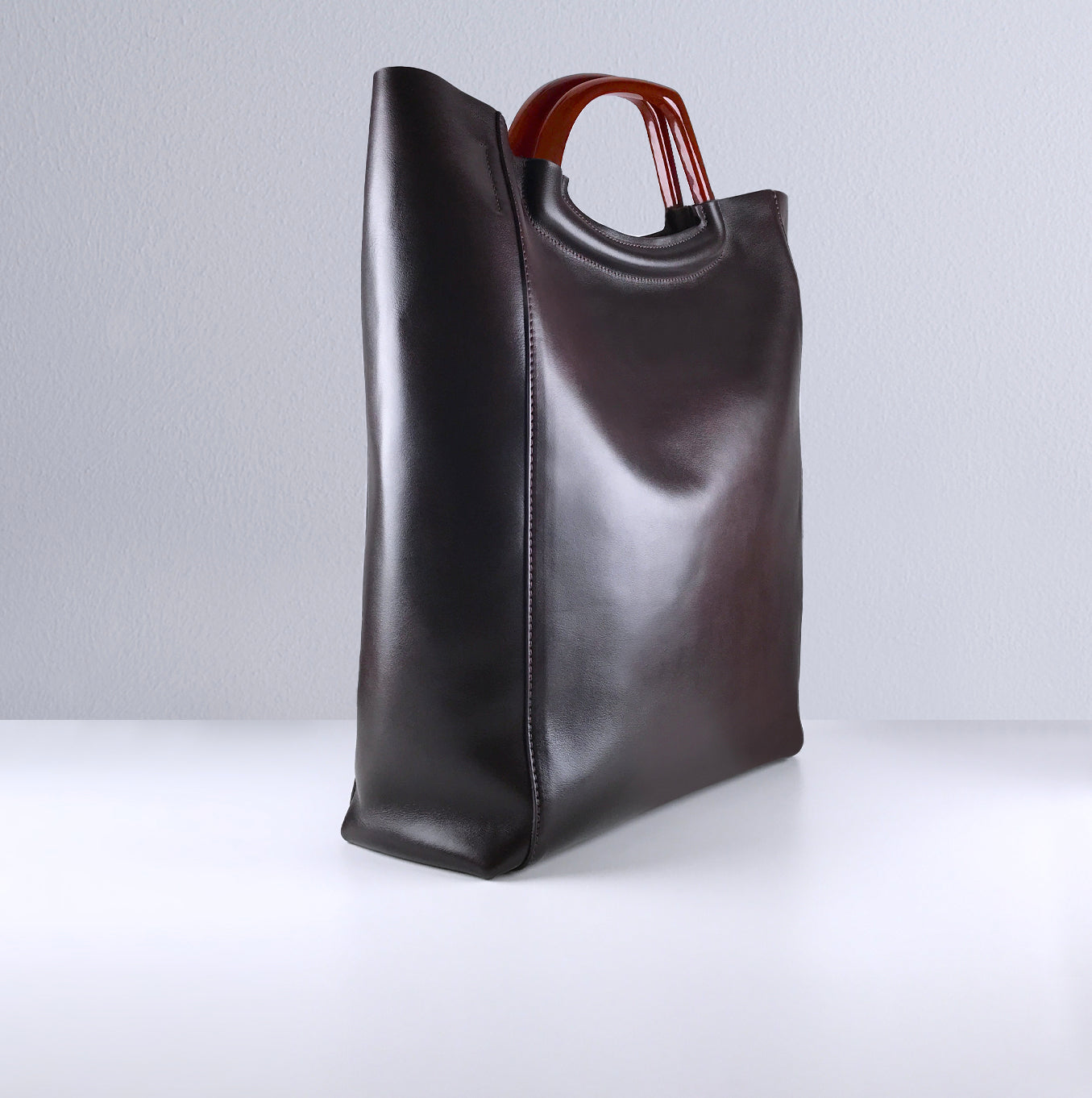 CRISP TOTE