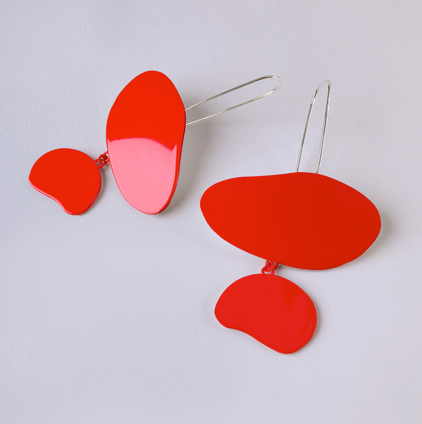 MOBILE EARRING