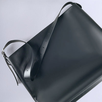 SQUARE BELT HOBO