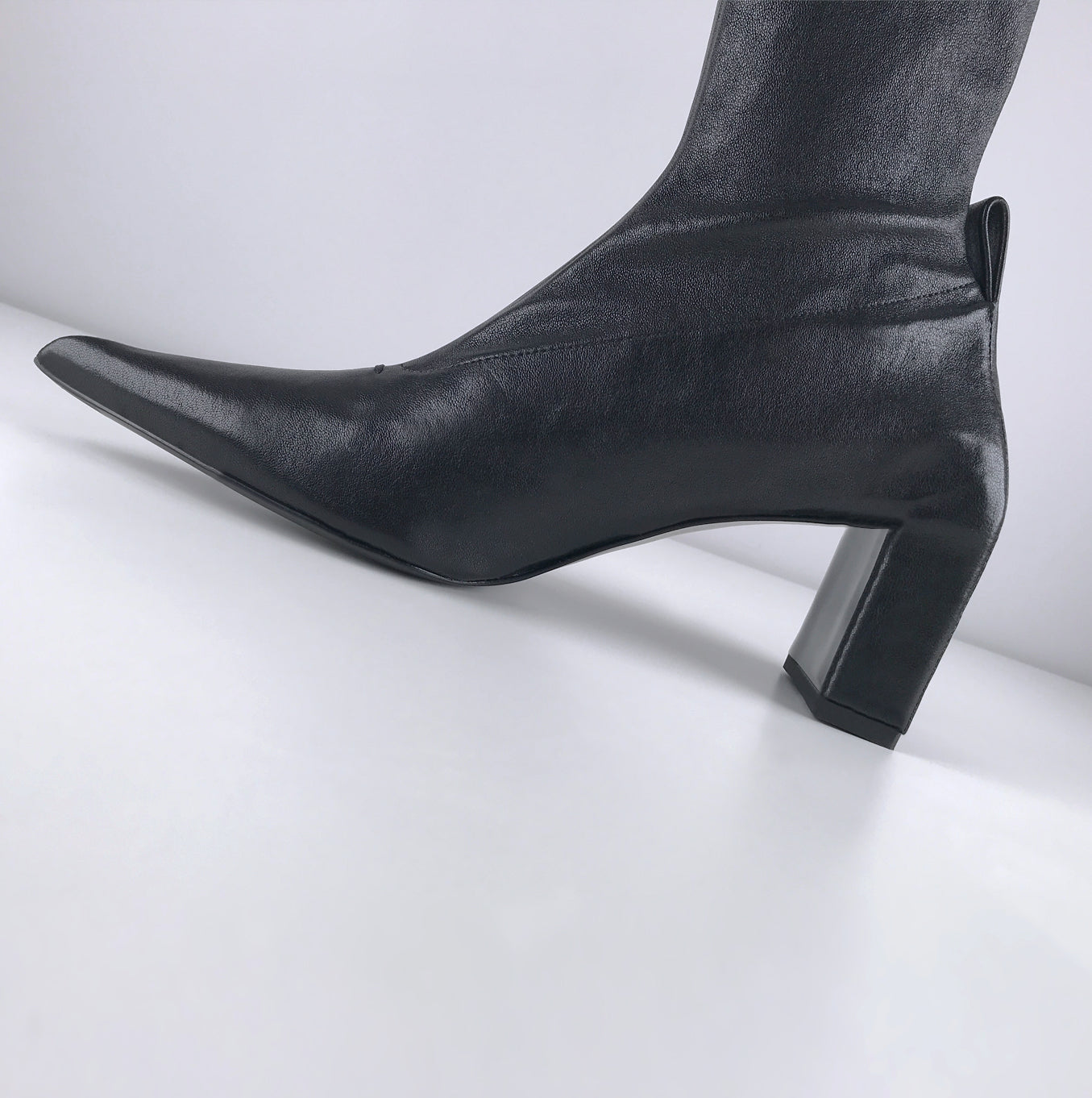 ANKLE BOOT HEEL