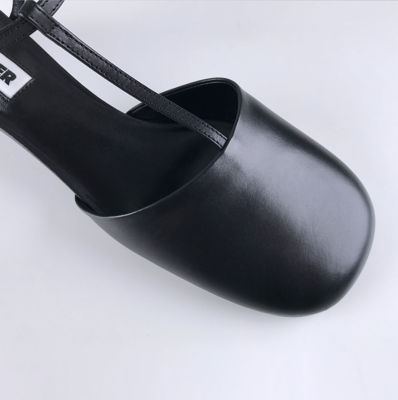 HIGH SANDAL
