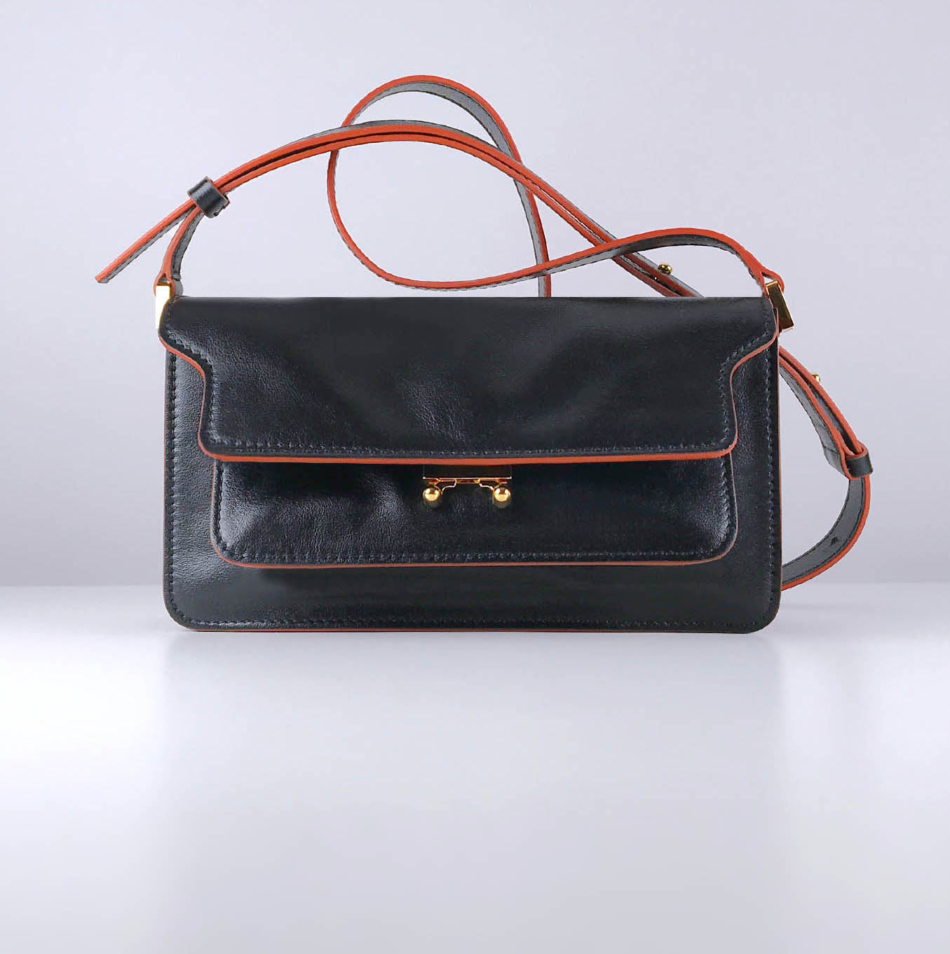 TRUNK MESSENGER