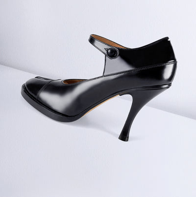 TABI BOURGEOISE PUMP