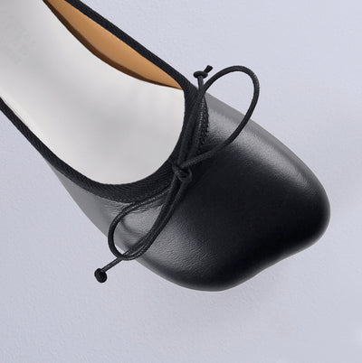 ANATOMIC BALLERINAS