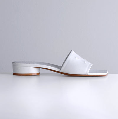 SLIPPER