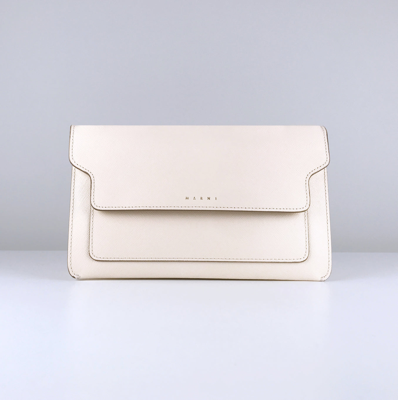 TRUNK CLUTCH