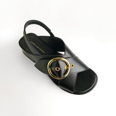 SANDAL