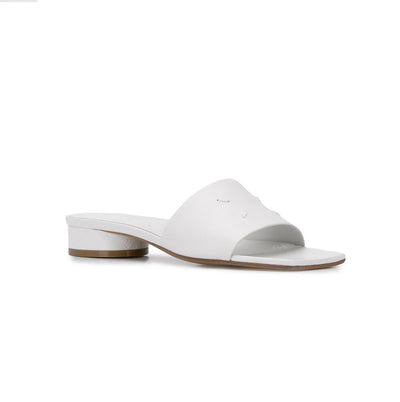 SLIPPER